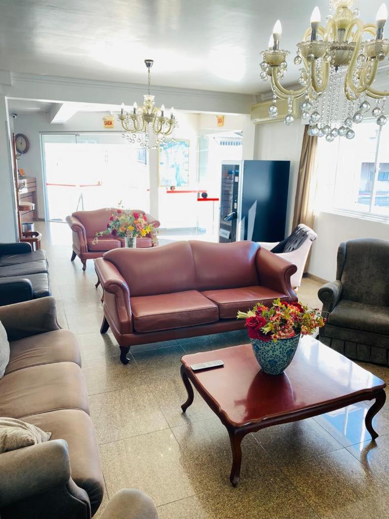 Colle Tourist Hotel Luxo 克里西玛 外观 照片