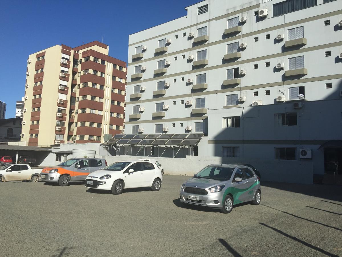 Colle Tourist Hotel Luxo 克里西玛 外观 照片